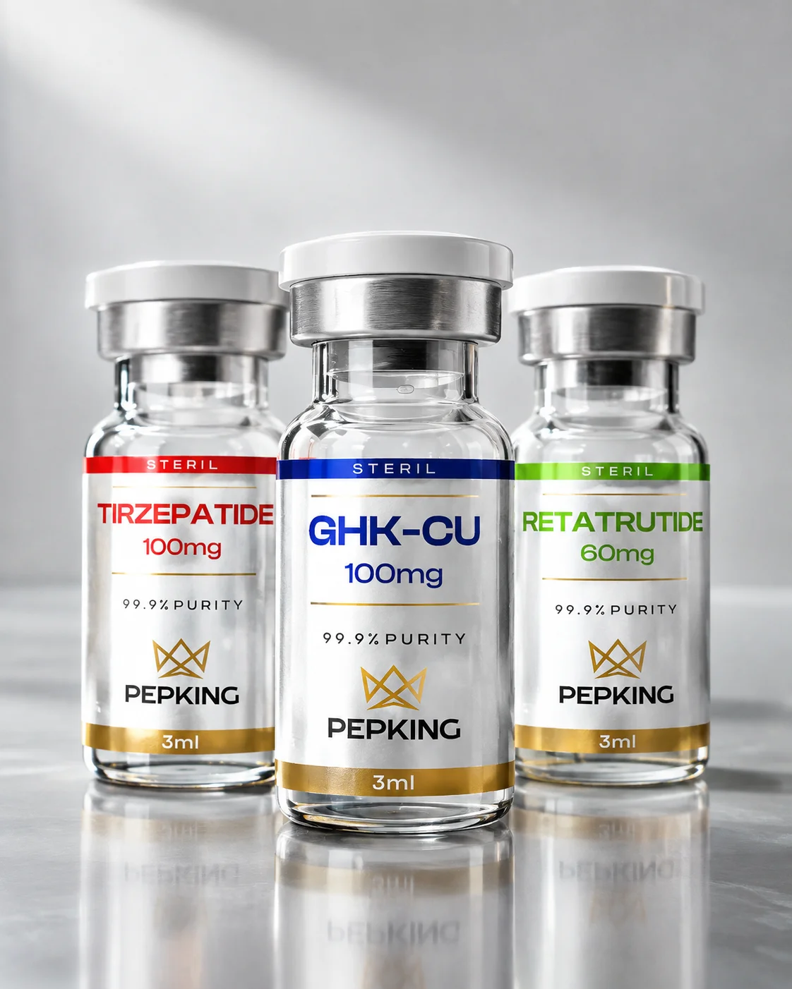 Os três frascos da linha Pepking: Tirzepatide, GHK-Cu e Retatrutide, de 3 mL